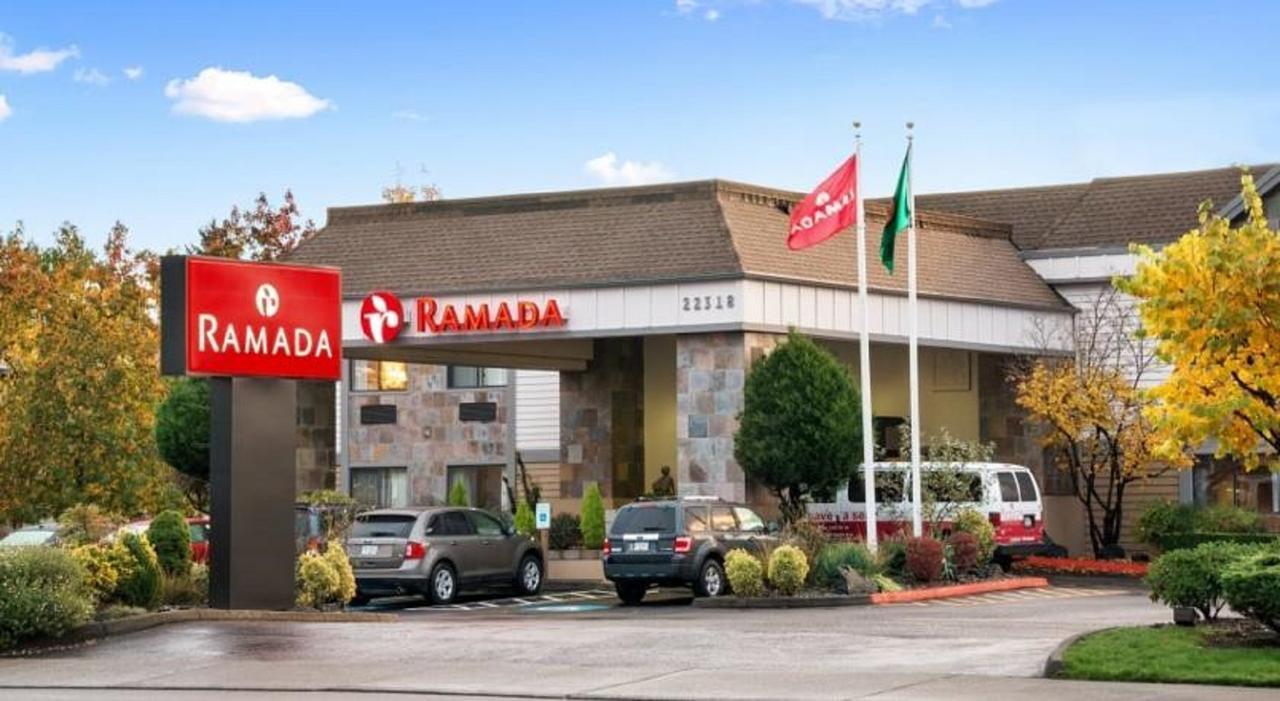 Ramada By Wyndham Kent Seattle Area Exterior foto